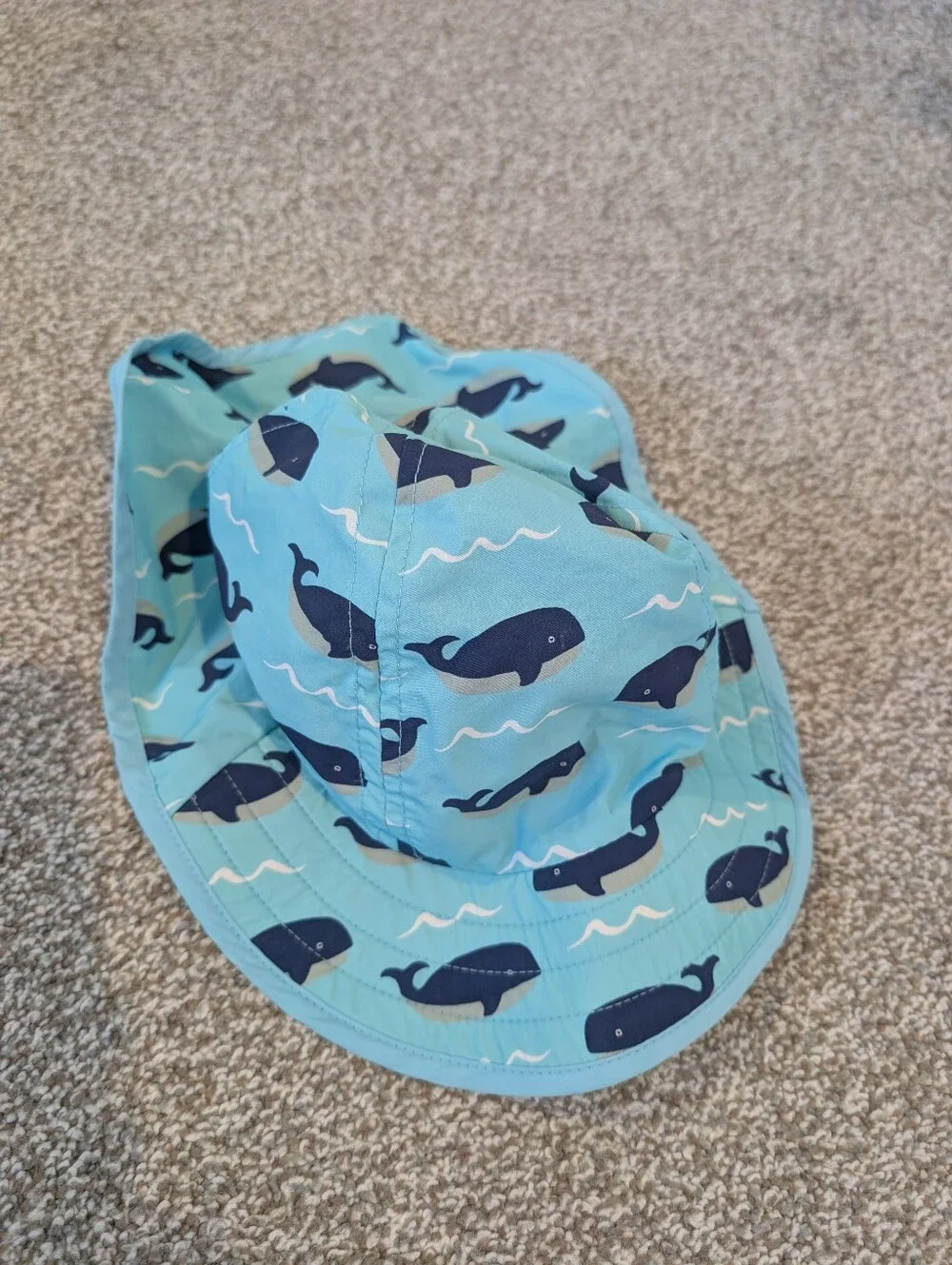 Pottery Barn Kids Baby Whale Blue Sun Hat
